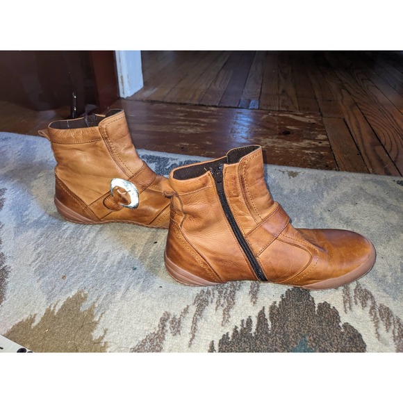 Beatrice boot - Picture 8 of 9